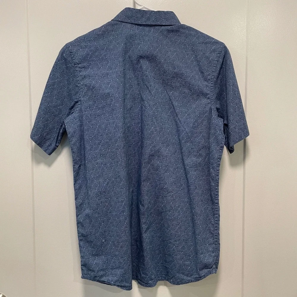 Old Navy Boys XL 14-16 Blue Geometric Triangle Print Button Down Shirt Short Slv